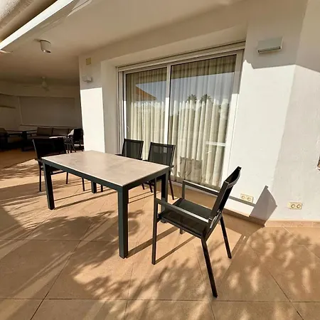 Entire Beachside With 24-hour Security アパート マルベーリャ